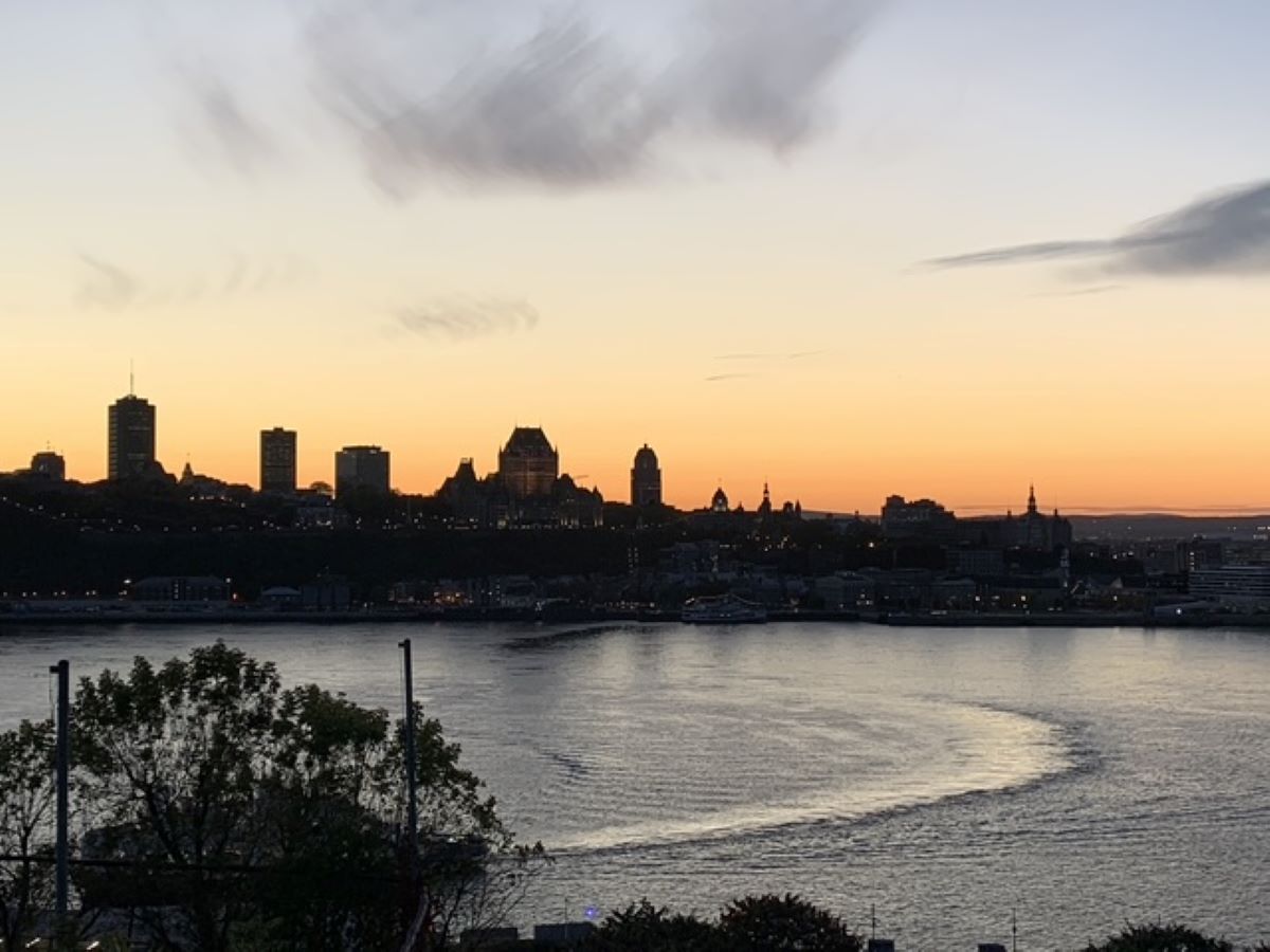 chateau-frontenac-quebec-au-coucher-du-soleil